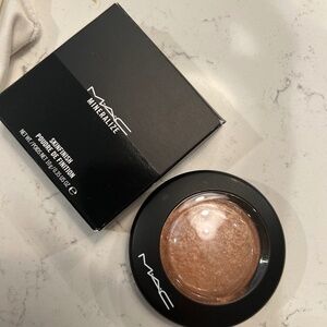 MAC Mineralize skin finish